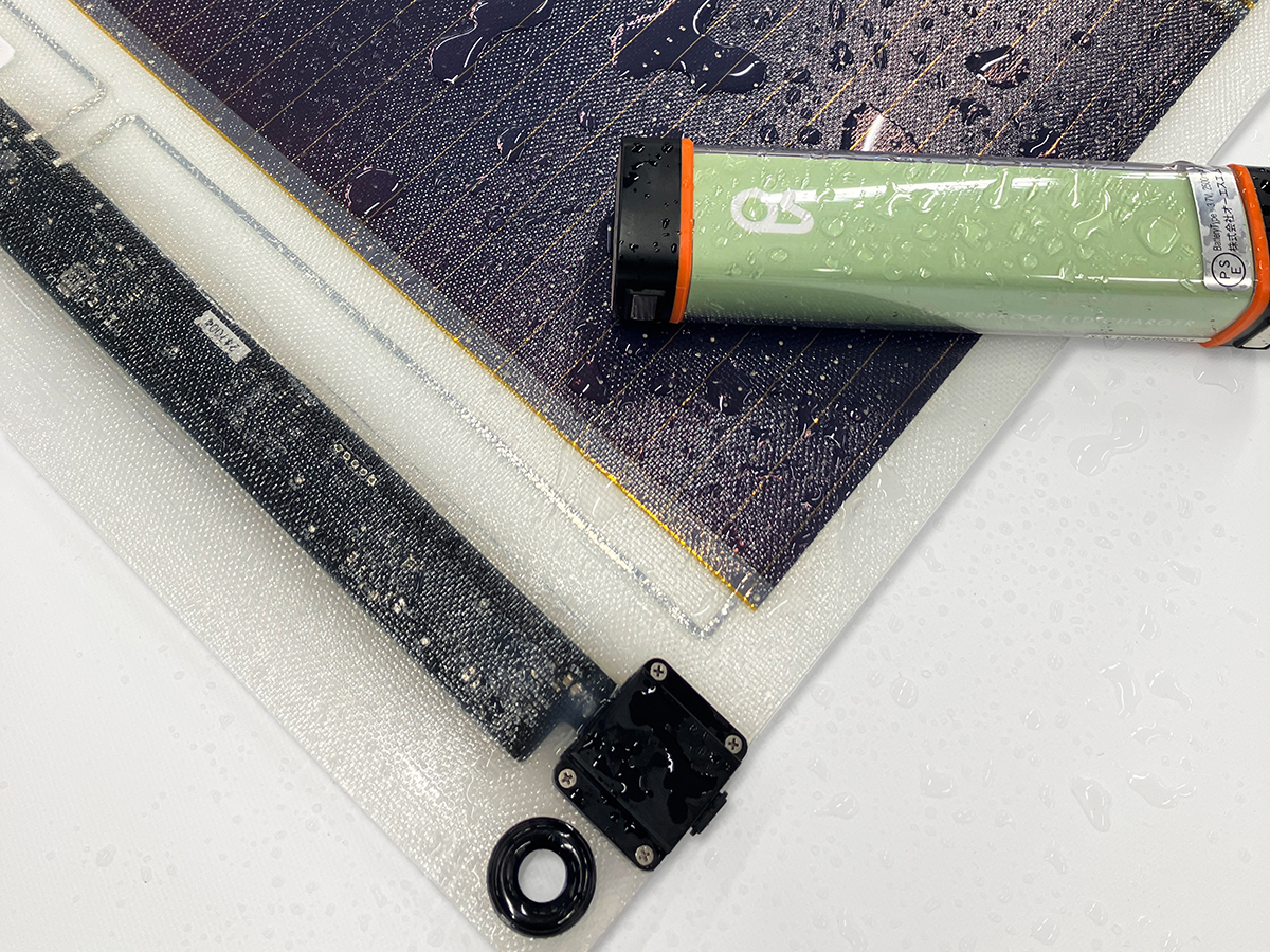 Image of a completely waterproof solar sheet.